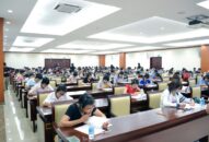 Bộ GD-ĐT ‘siết’ thi cấp chứng chỉ năng lực ngoại ngữ của nước ngoài