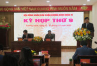 Khai mạc kỳ họp thứ 9 HĐND quận Dương Kinh khóa III