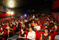 Từ 1/1/2023, người cao tuổi, trẻ em được giảm ít nhất 20% giá vé xem phim tại rạp