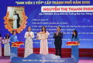 Biểu dương “Tập thể sinh viên 5 tốt” và “Sinh viên 5 tốt” cấp thành phố năm 2022