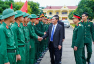 Chủ tịch UBND thành phố thăm, chúc Tết và kiểm tra công tác sẵn sàng chiến đấu tại một số đơn vị quân đội, công an trên địa bàn