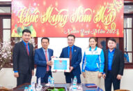 Bí thư Ban Chấp hành Trung ương Đoàn thăm, tặng quà chúc Tết Công ty TNHH MTV Điện lực Hải Phòng