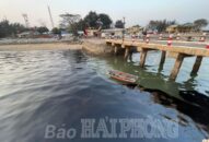 Khẩn trương làm rõ sự cố tràn dầu tại khu vực bến phà Gót