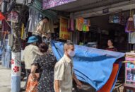 Sau Tết, chợ “nuốt” đường