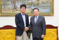 Thứ trưởng Lê Văn Thanh tiếp Phó Tổng Giám đốc Công ty LG Display Việt Nam