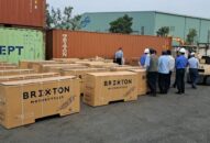 Bắt giữ lô xe máy khủng không rõ nguồn gốc trị giá khoảng 3 tỉ đồng