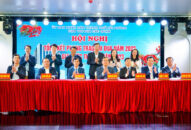 Ký giao ước thi đua năm 2023 Cụm thi đua các quận