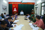 Phó Chủ tịch UBND thành phố Nguyễn Đức Thọ kiểm tra tình hình thực hiện công tác chống khai thác IUU tại cảng cá Ngọc Hải, quận Đồ Sơn