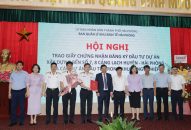 Trao Giấy chứng nhận đăng ký đầu tư cho các Dự án tiêu biểu trong Khu công nghiệp, Khu kinh tế Hải Phòng