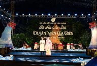 Lễ hội Áo dài chào mừng Lễ hội Hoa Phượng Đỏ-Hải Phòng 2023