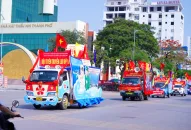 46 xe tuyên truyền lưu động về “Biển và Hải đảo Việt Nam” diễu hành qua các tuyến đường của thành phố Hải Phòng