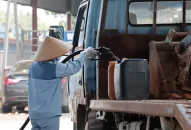 Giá xăng tăng 500 đồng/lít, giá dầu có loại giảm 10 đồng