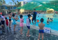 Phụ huynh chi tiền triệu cho con học hè