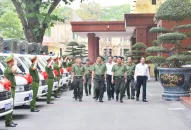 Tặng 115 xe ô tô bảo đảm ANTT cho Công an các xã, thị trấn của Hải Phòng