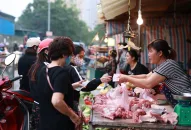 Lương sắp tăng, giá cả có tăng?