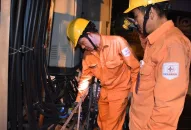 EVN trần tình việc tăng giá điện trong khi công ty con gửi ngân hàng hàng vạn tỉ đồng