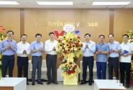 Lãnh đạo thành phố chúc mừng các cơ quan báo chí Trung ương nhân Kỷ niệm 98 năm Ngày Báo chí Cách mạng Việt Nam