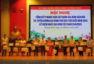 Quận Dương Kinh biểu dương nhiều gia đình có thành tích xuất sắc trong việc thực hiện Phong trào xây dựng Gia đình Văn hóa