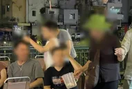 Tái diễn tình trạng xin tiền núp bóng hàng rong trên phố Hải Phòng