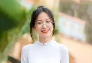 Nữ thủ khoa lớp 10 THPT năm học 2023-2024, 9 năm làm lớp trưởng