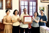 Trưởng Ban Tuyên giáo Thành ủy thăm, tặng quà gia đình chính sách, người có công tại quận Đồ Sơn