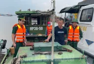 Phát hiện, tạm giữ phương tiện chở khoảng 10.000 lít dầu DO không rõ nguồn gốc