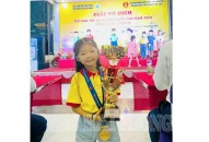 VĐV Nguyễn Minh Anh của Hải Phòng giành cúp và huy chương vàng