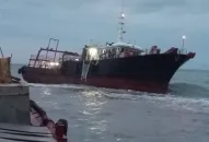 Cứu 7 thuyền viên tàu Hong Kong gặp nạn trên vùng biển Hải Phòng