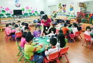 Trẻ mẫu giáo trong tuổi phổ cập giáo dục mầm non được hỗ trợ tiền ăn trưa 360.000 đồng/tháng
