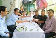 Uỷ ban MTTQ Việt Nam thành phố thăm, động viên thân nhân các nạn nhân tử vong trong vụ cháy Chung cư mini tại Hà Nội