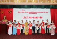 Kết nạp đảng viên mới cho các quần chúng ưu tú trong doanh nghiệp có vốn đầu tư nước ngoài
