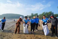 Hội Liên hiệp Phụ nữ thành phố phát động và hưởng ứng Chiến dịch “Chung tay hành động cho thế giới sạch hơn” năm 2023