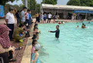 Cần xoá bỏ tư duy mỗi phụ huynh là một “nguồn thu vô tận”