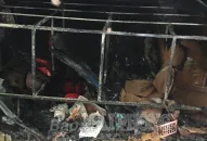 Giải cứu an toàn 2 người trong vụ cháy nhà dân trên đường Đông Khê (quận Ngô Quyền)