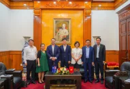 Phó Chủ tịch UBND thành phố Hoàng Minh Cường tiếp và làm việc với Tham tán thương mại và đầu tư, Đại sứ quán Australia