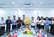 Lãnh đạo quận Hồng Bàng thăm, chúc mừng doanh nghiệp tiêu biểu nhân dịp Kỷ niệm 19 năm Ngày Doanh nhân Việt Nam