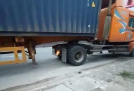 Bất ngờ lao vào xe đầu kéo, người đàn ông tử vong tại chỗ