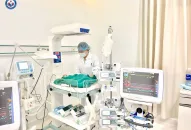 Cứu sống bệnh nhi thủng dạ dày với bệnh lý rối loạn quay của ruột trên