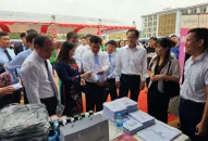 Tuyển dụng lao động cho doanh nghiệp trong các khu công nghiệp: Phát huy vai trò của Ban Quản lý Khu Kinh tế và các địa phương