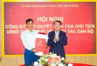 Công bố các Quyết định của Chủ tịch UBND thành phố về công tác cán bộ tại Sở Tư pháp