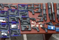 Vận động giao nộp, thu hồi 123 vũ khí thô sơ, 35 viên đạn