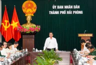 Chủ tịch UBND thành phố nghe báo cáo kết quả thực hiện Thông báo kết luận của UBND thành phố về công tác quản lý đất đai tại quận Đồ Sơn và huyện Cát Hải