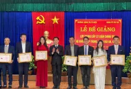 Quận ủy Hải An: 73 học viên được nhận Bằng Trung cấp chính trị khóa VI