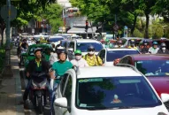 Thu phí khí thải với ôtô, xe máy, thuế chồng phí, gánh nặng lên người dân