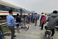 Băng qua đường sắt, người đàn ông đi xe máy ở Hải Phòng tử vong