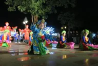 Chương trình nghệ thuật đường phố nhân dịp năm mới 2024 thu hút đông đảo Nhân dân, du khách trong và ngoài nước tham dự