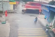 Băng qua đường sắt, người phụ nữ ở Hải Phòng tử vong