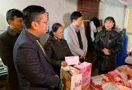 Phó Chủ tịch UBND thành phố Hoàng Minh Cường thăm, chúc Tết các cá nhân, gia đình tiêu biểu