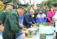 Bộ đội Biên phòng mang Tết đến vùng biên giới biển Hải Phòng