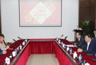 Các doanh nghiệp trong khu công nghiệp             	 khẩn trương trở lại sản xuất kinh doanh